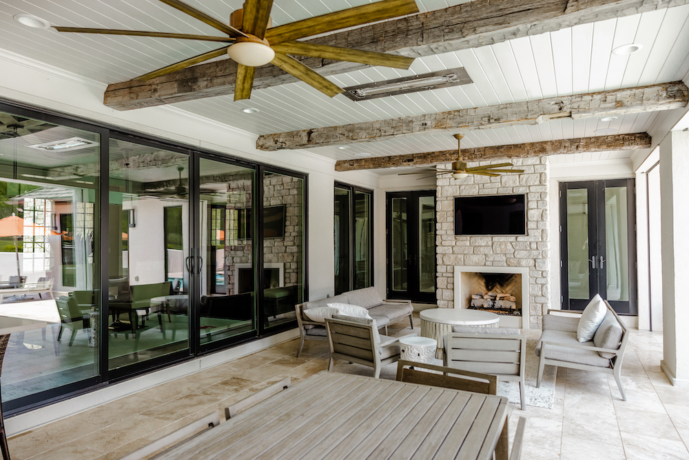 outdoor_entertainment_area_tv_setup_backyard_video_lighting